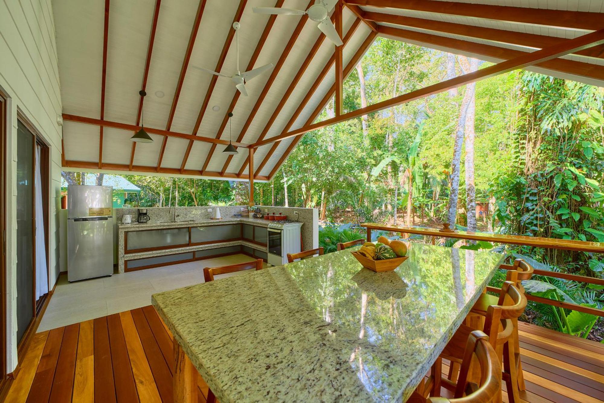 Casa Coki - Modern Pool Steps From The Holiday home Puerto Viejo de Talamanca