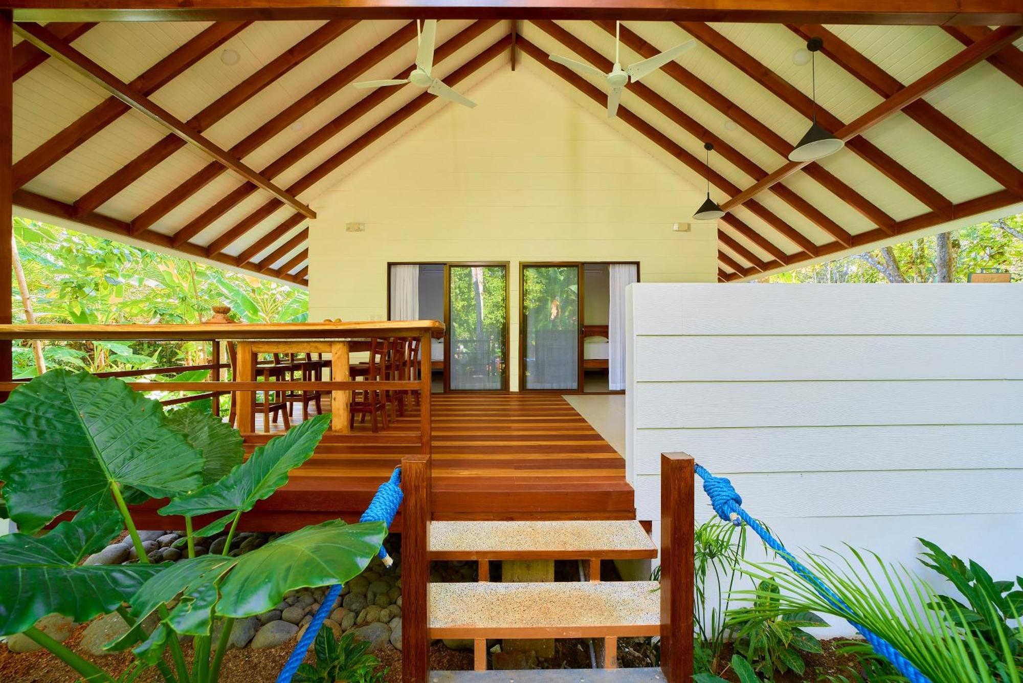 Casa Coki - Modern Pool Steps From The Holiday home *
